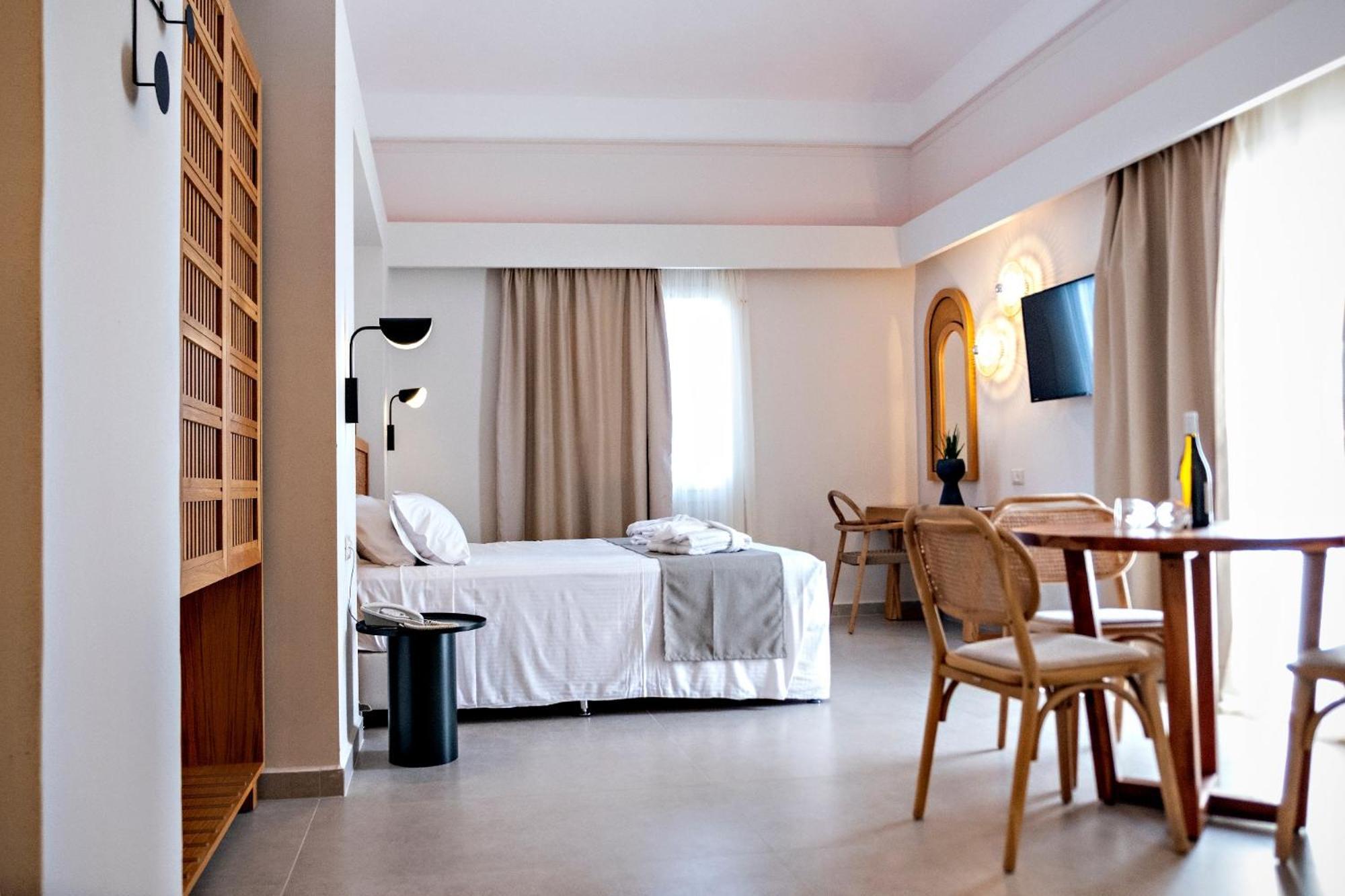 Alexandra Beach Hotel Nea Kydonia  Exterior photo